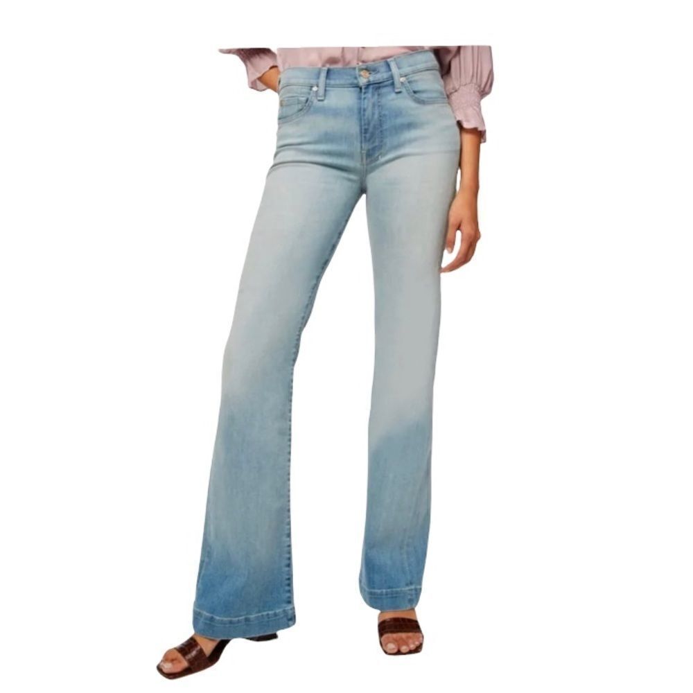 Massimo Dutti light washed wide leg jeans C24